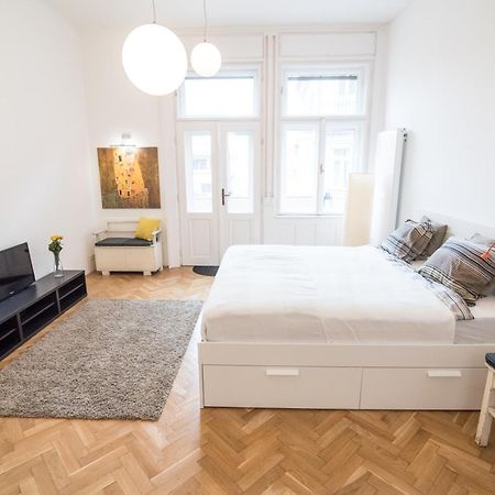 Newsunny Apartment At The Budacastle Βουδαπέστη Εξωτερικό φωτογραφία