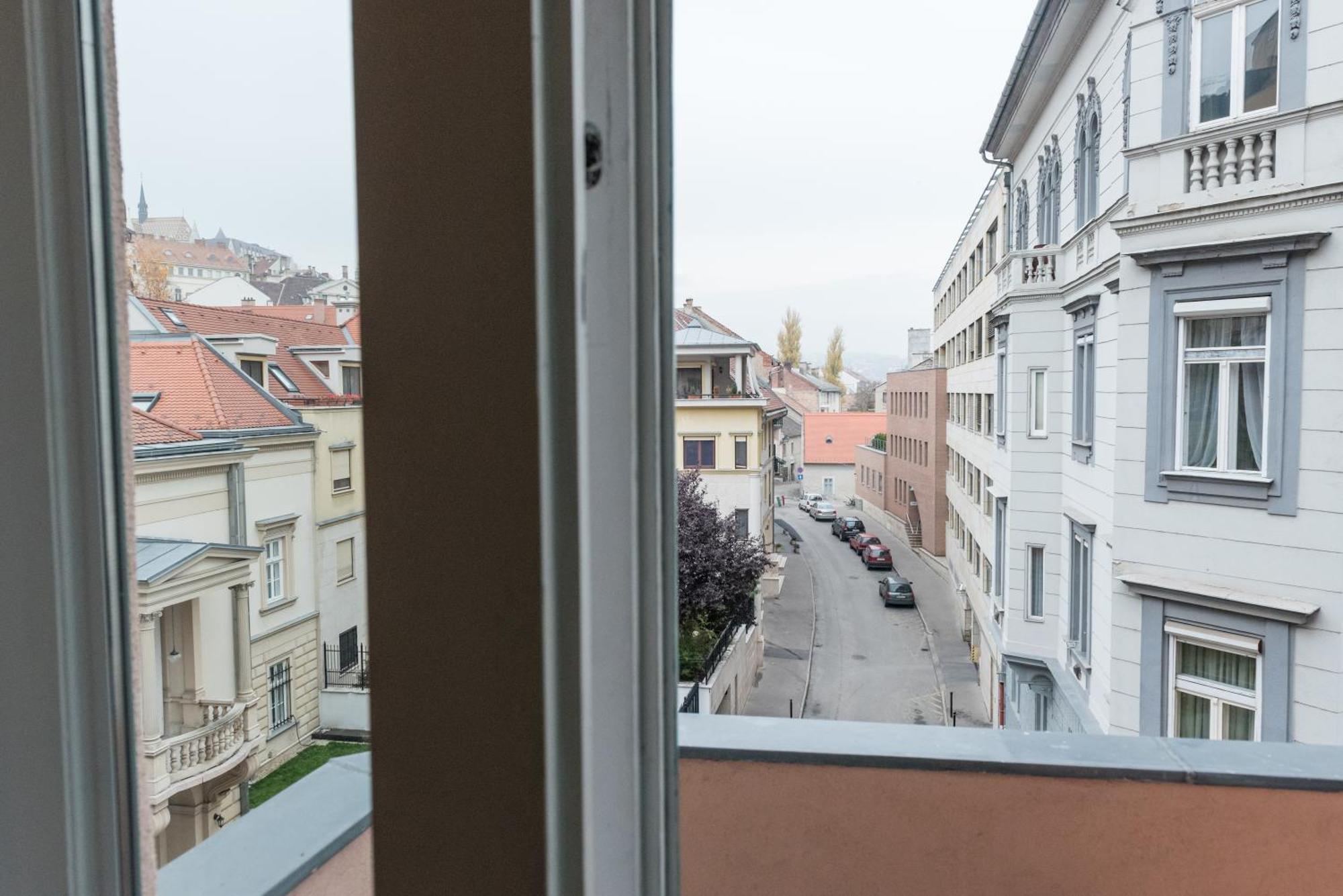Newsunny Apartment At The Budacastle Βουδαπέστη Εξωτερικό φωτογραφία